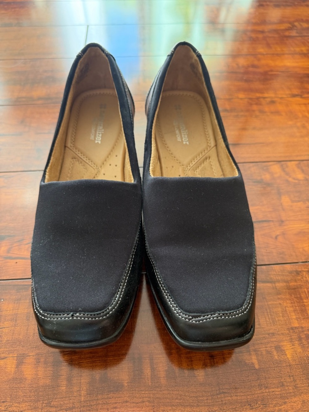 Naturalizer- Women's Black Slip-On Comfort Loafers